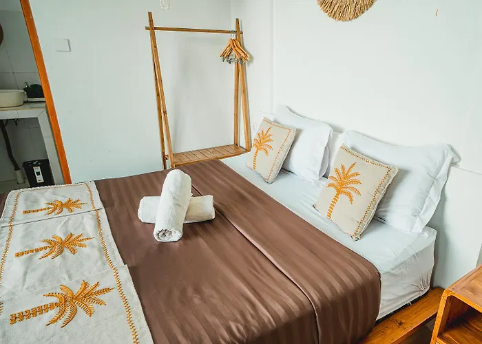Hideout And Hot Spring Villa