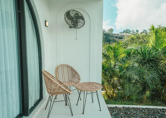 Hideout And Hot Spring Villa *
