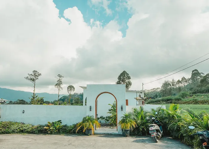 Hideout And Hot Spring Villa