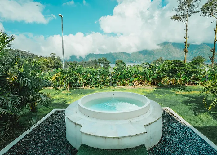 Hideout And Hot Spring Villa