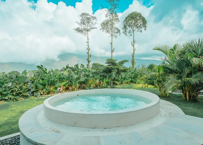 Hideout And Hot Spring Villa Kintamani