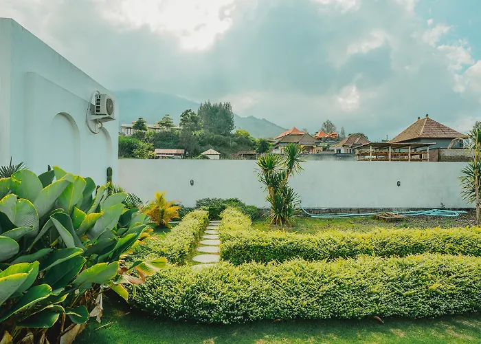 Villa Hideout And Hot Spring *